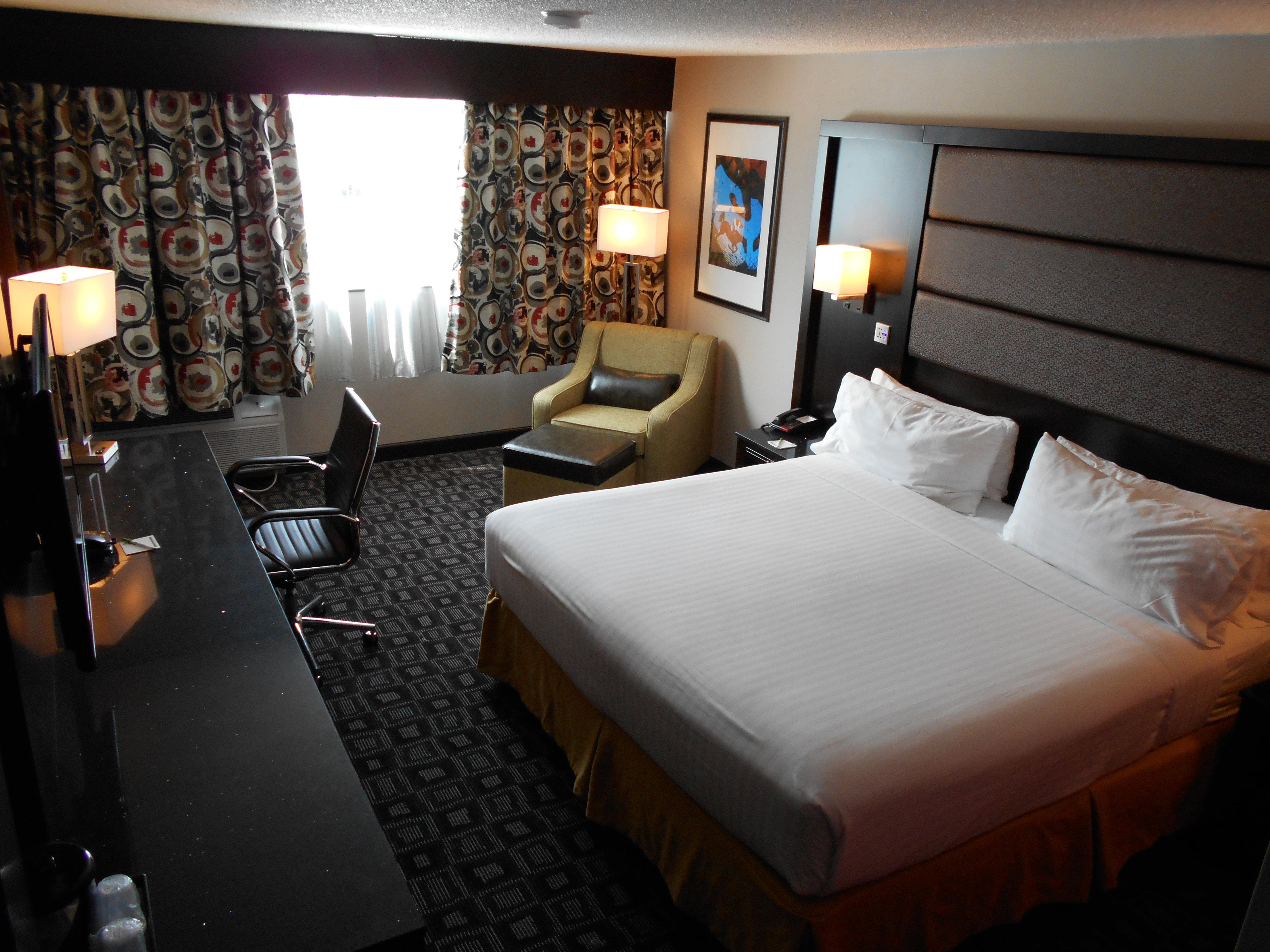 Holiday Inn Louisville East - Hurstbourne By Ihg Esterno foto